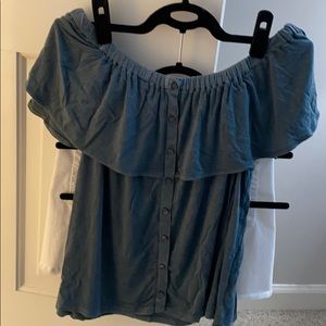 American Eagle off the shoulder shirt